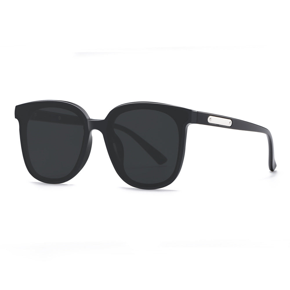 Women's stylish square sunglasses with sturdy frame and UV protection Stornfield