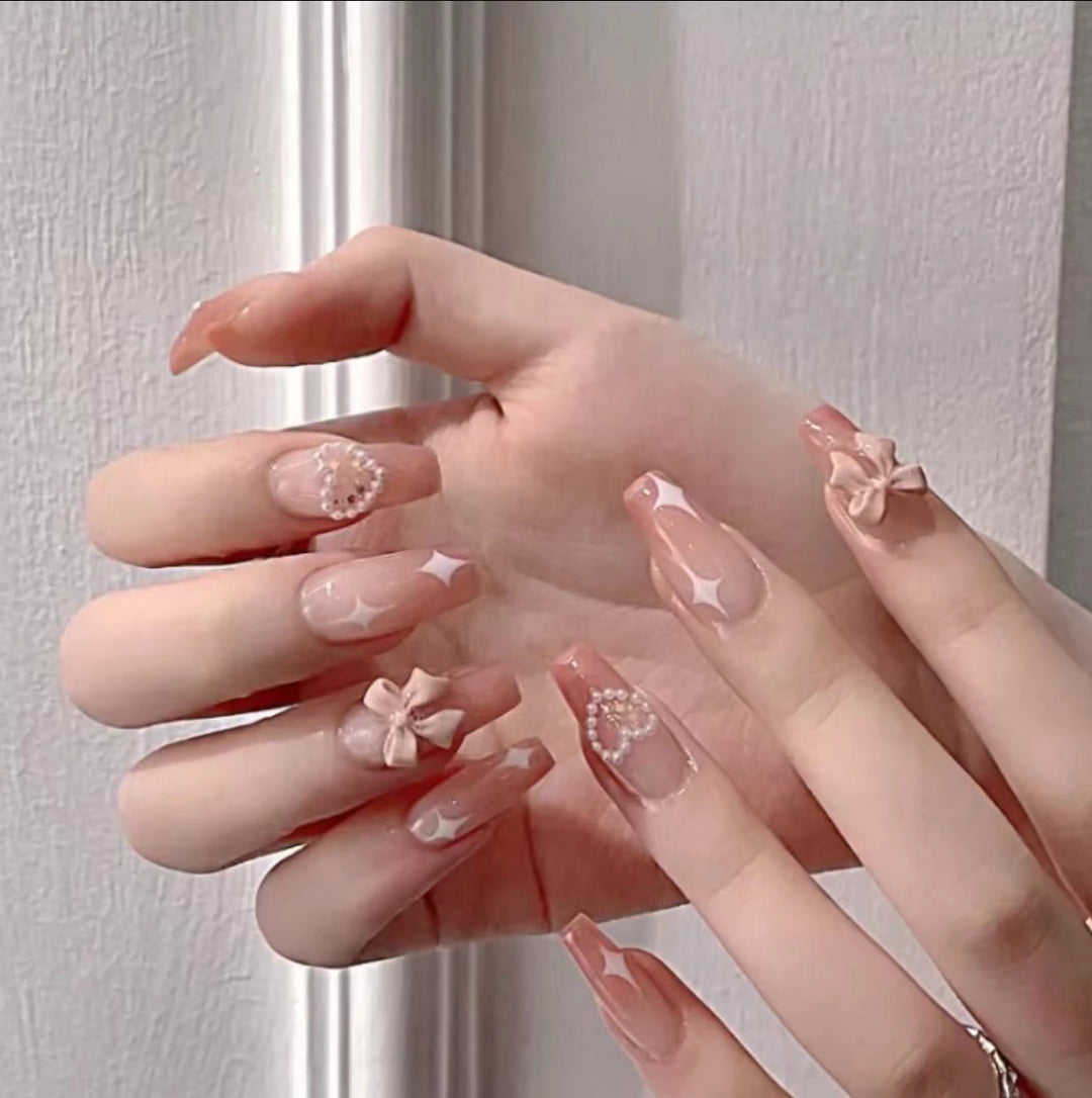 Exquisite 3D Nail Art Stornfield