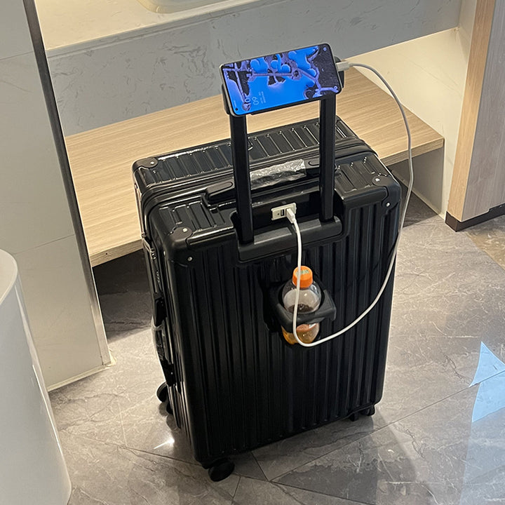 Smart Charging Hard-Shell Luggage Stornfield