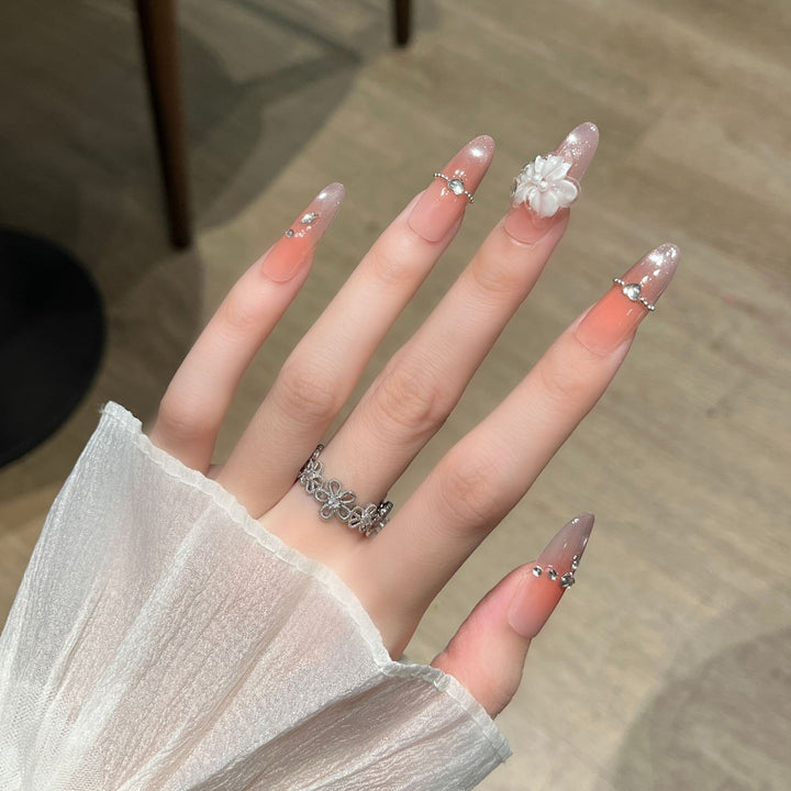 Elegant Floral-Embellished Press-On Nail Art Stornfield