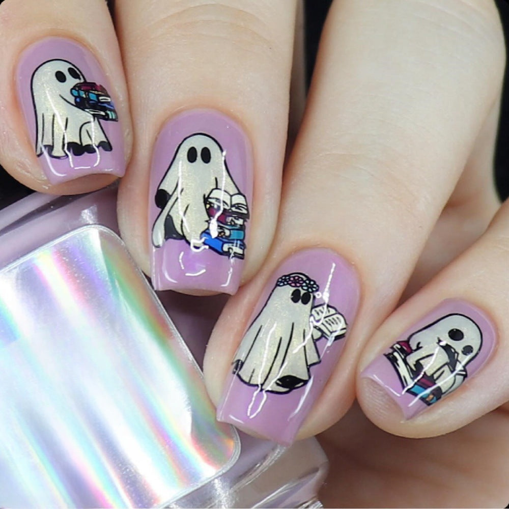 Artificial nails with playful ghost design Stornfield