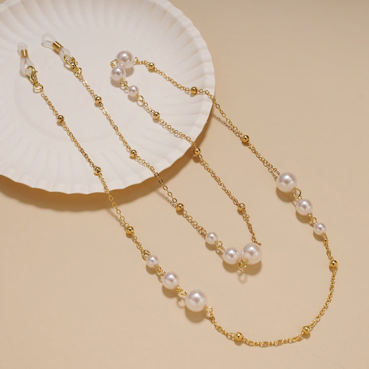 Fashionable Star-Embellished Eyewear Chain Stornfield