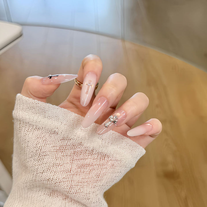 Elegant Artificial Nails with Creative Designs Stornfield