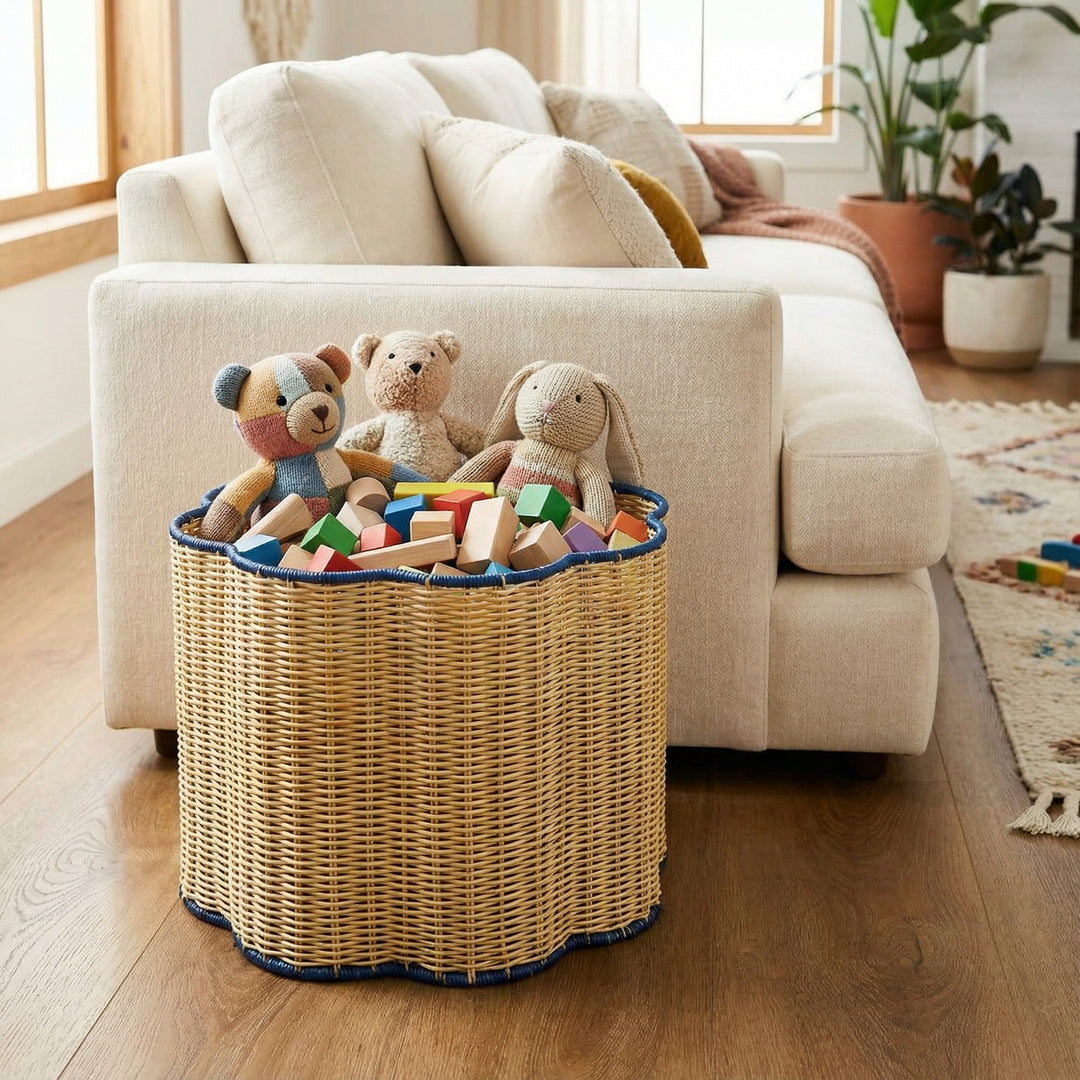 Stylish storage basket with wavy edge Stornfield