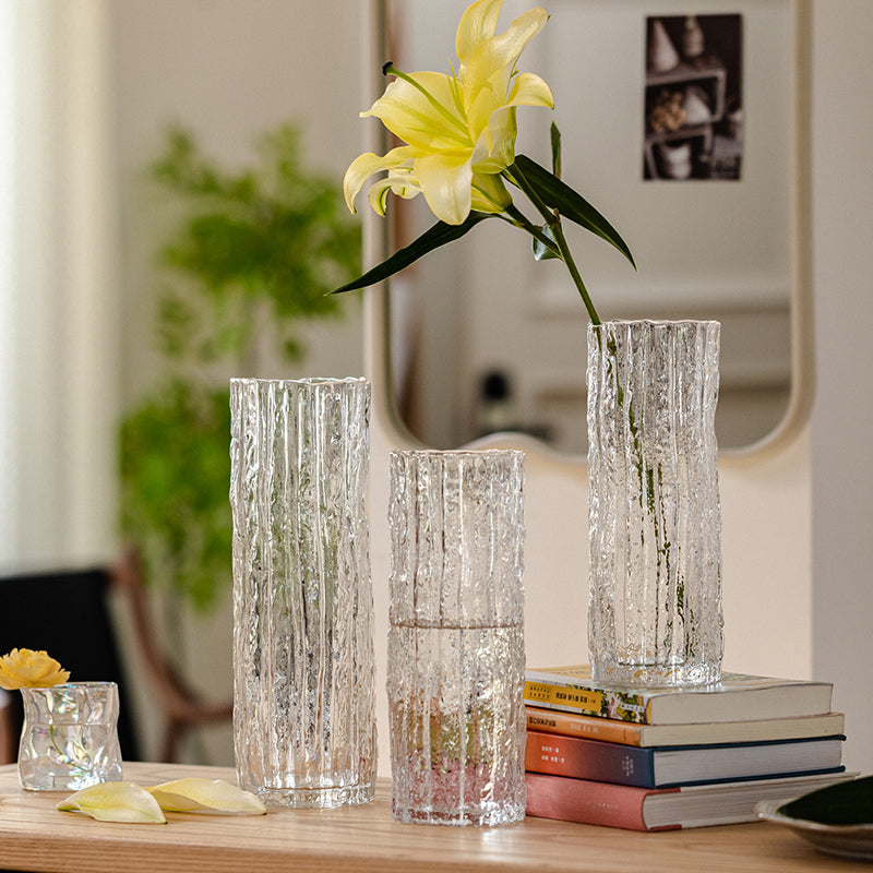Artful Glass Vase in Modern Design Stornfield