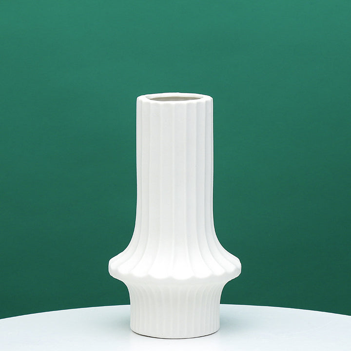 Elegant Tall Ceramic Flower Vase Stornfeild