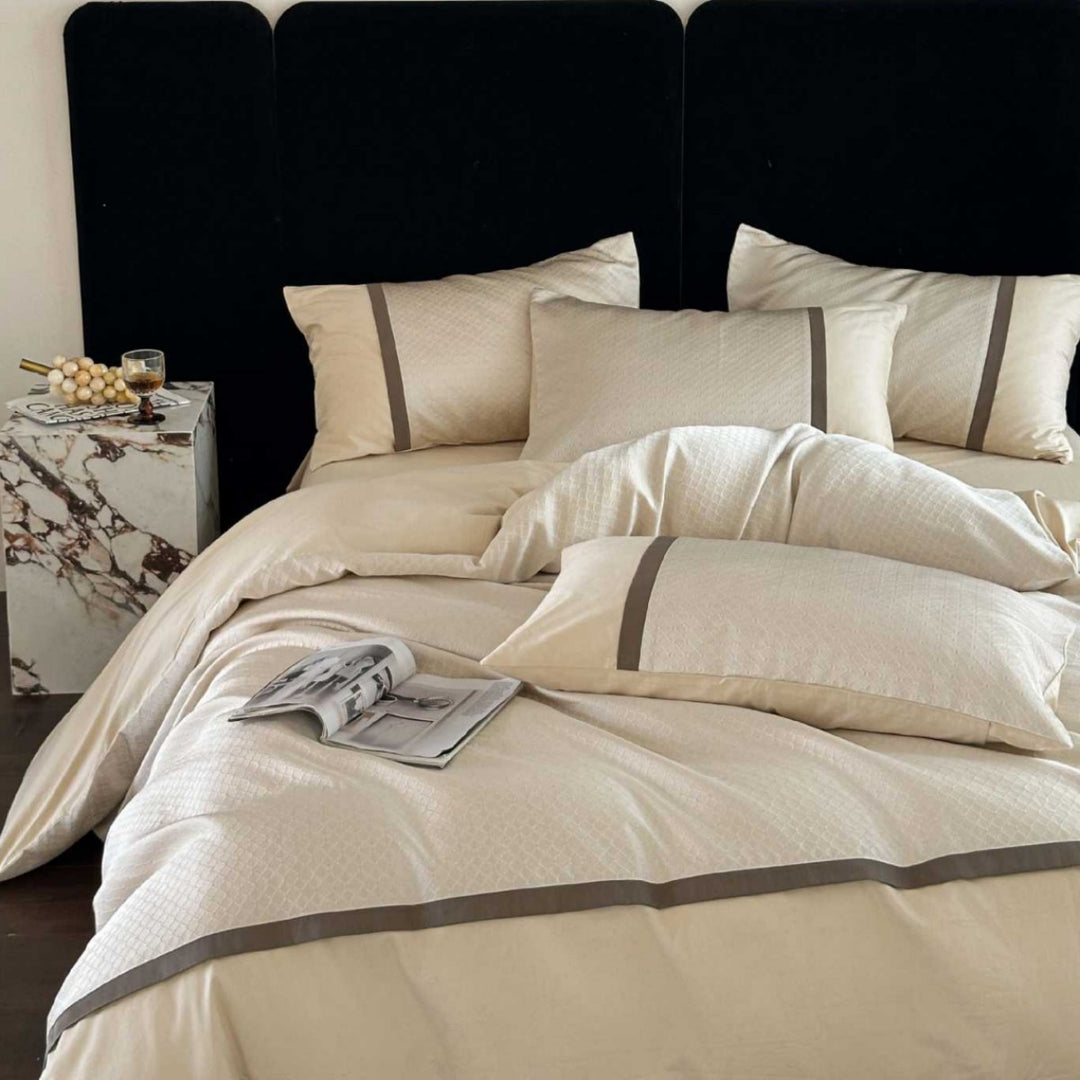 Hotel-Style Brushed Cotton Duvet Cover Set with Textured Quilt Panel and Contrasting Border