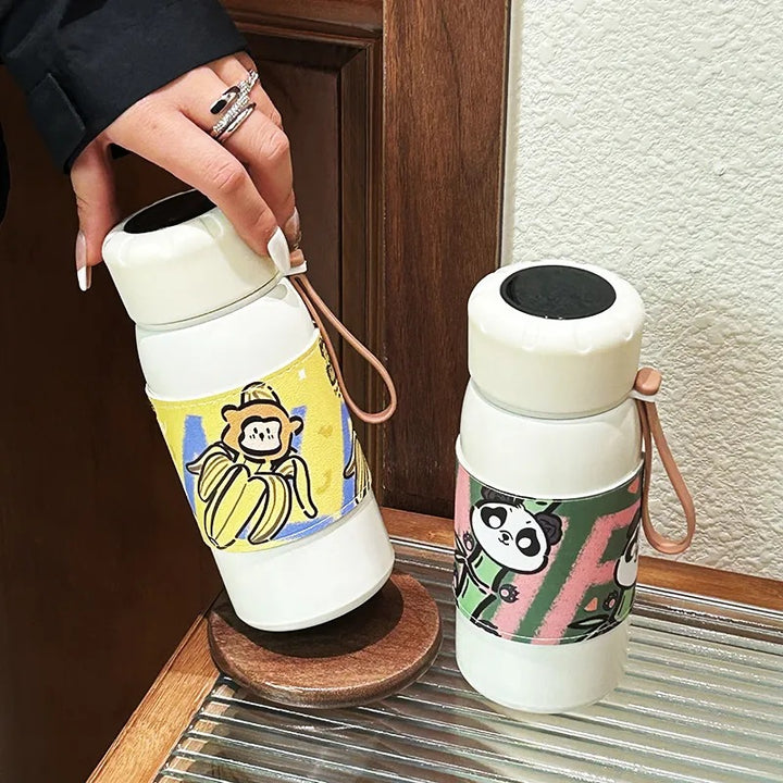 Women's insulated bottle with playful panda design Stornfield