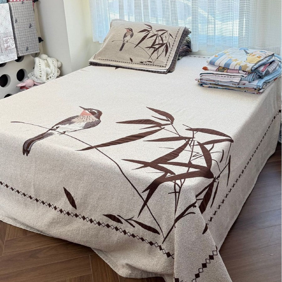 Women decorative bedspread Stornfield