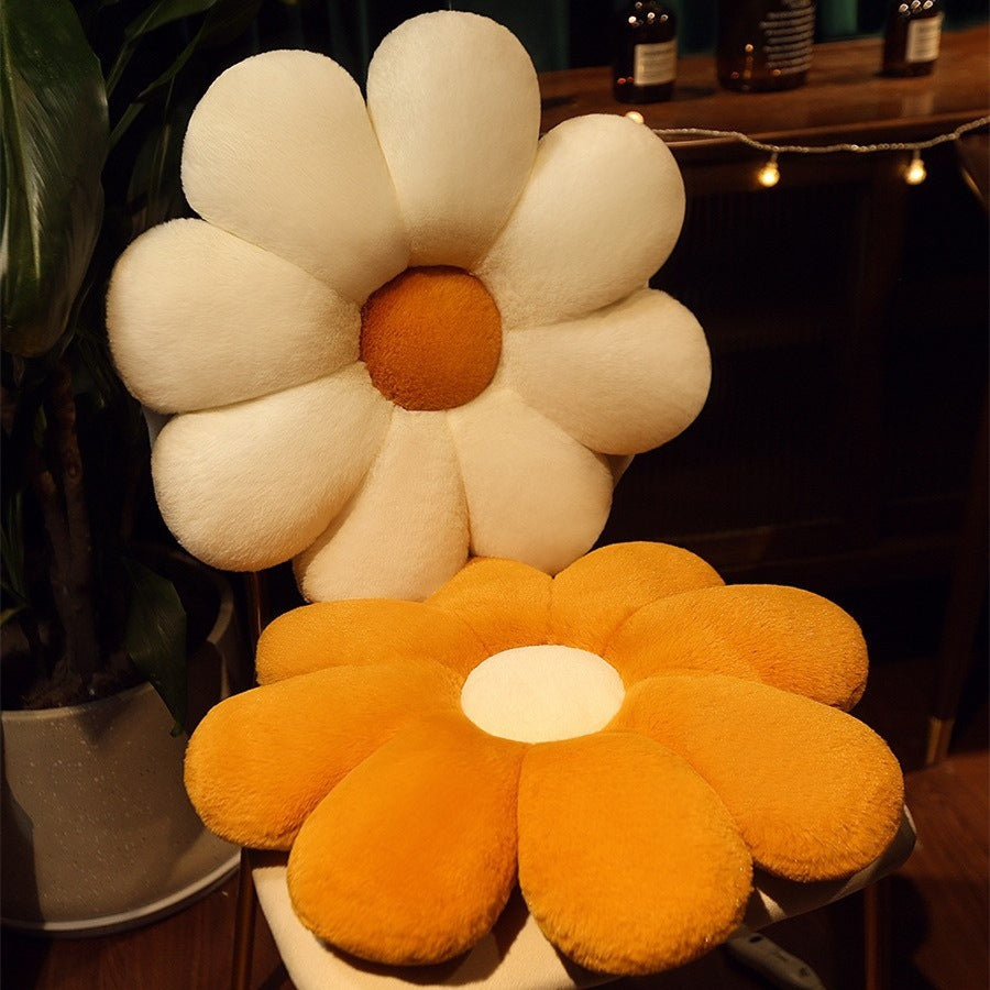 Plush seat cushion in flower shape Stornfield
