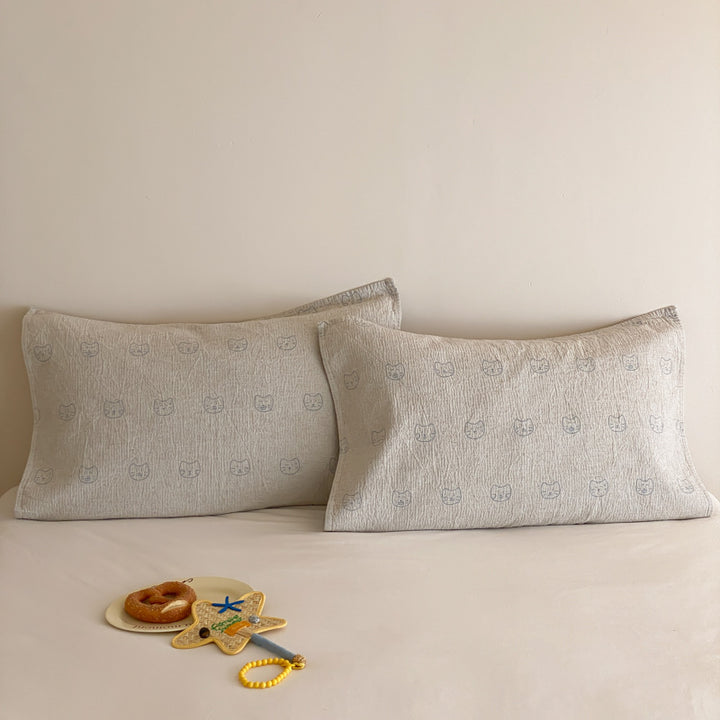 Quilted Cotton Pillowcase Pair with Embroidered Lamb Motif and Soft Crinkle Texture
