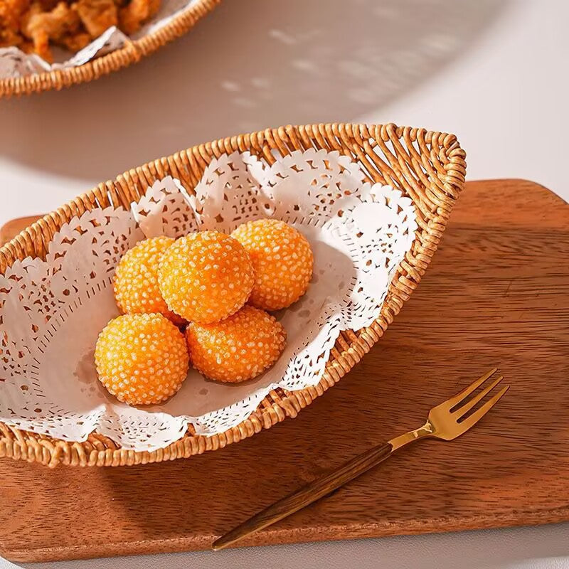Women's Stylistically Safe Rattan Plate Stornfield
