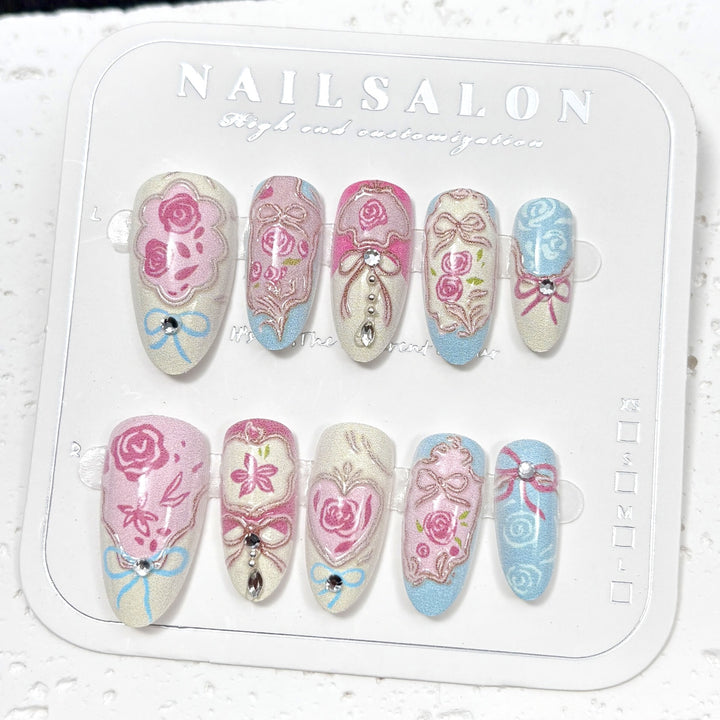 Elegant Floral Art Press-On Nail Set