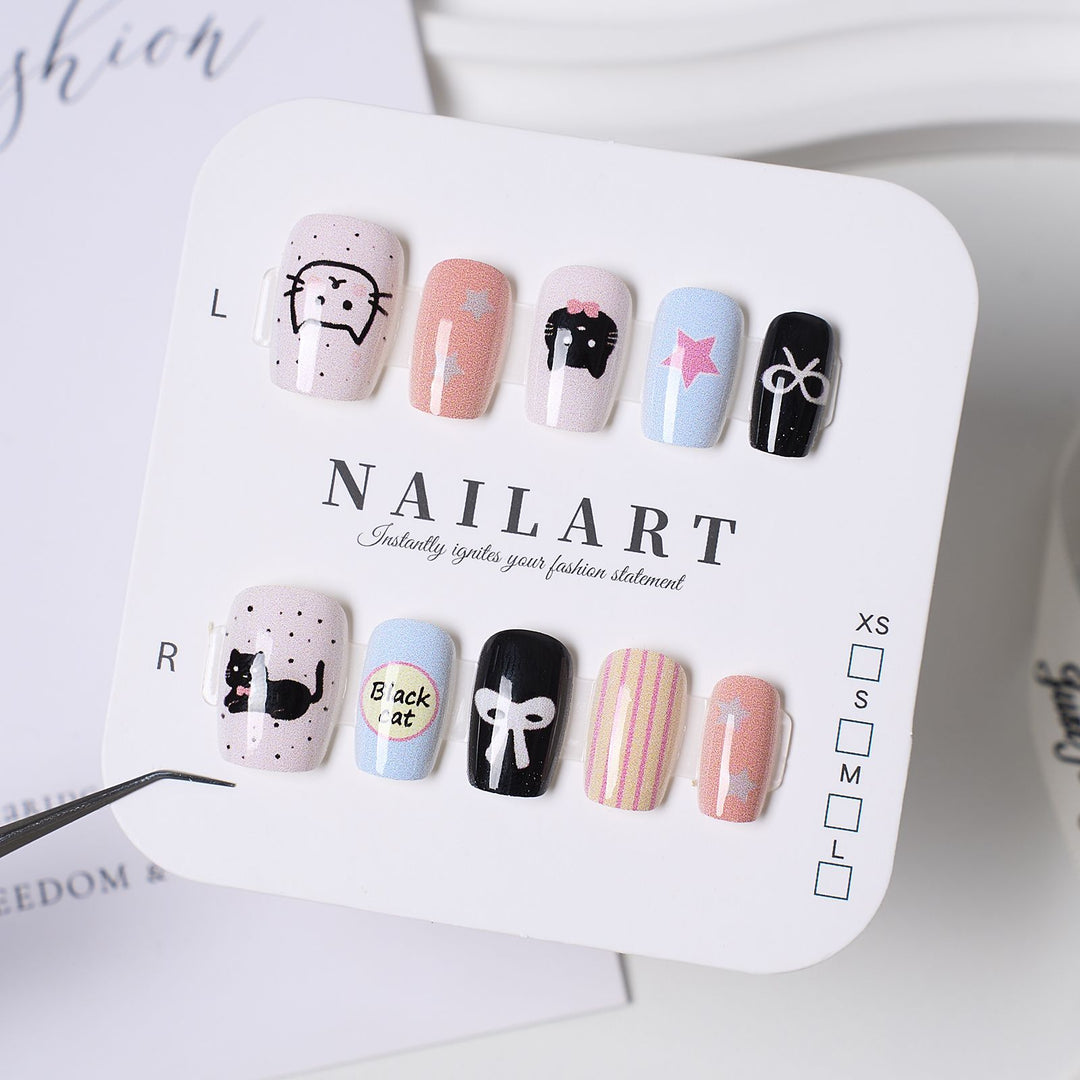 Elegant Press-On Nail Set with Glossy Finish Stornfield