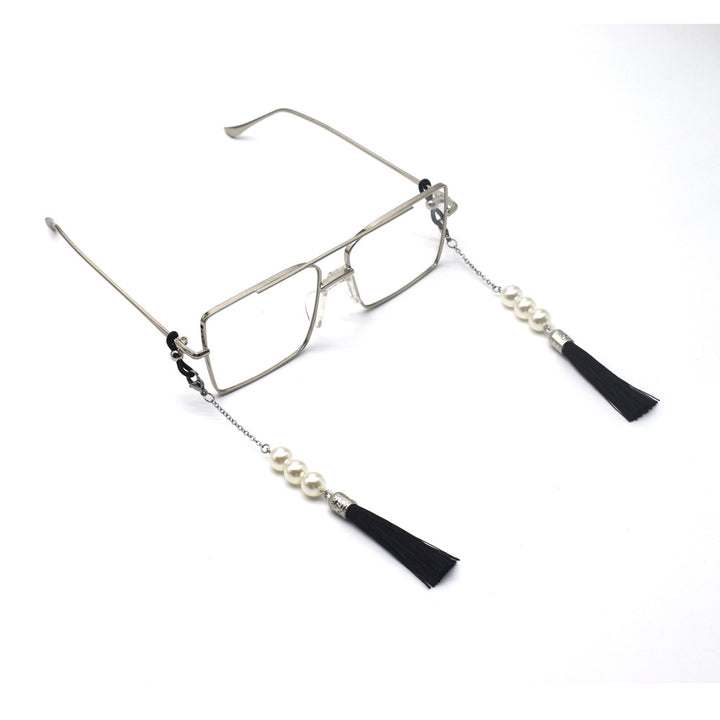 Elegant Tassel Pearl Eyewear Holder Stornfield