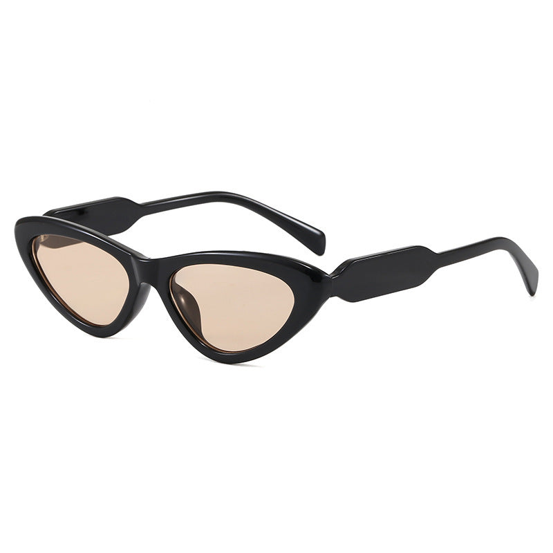 Chic Cat-Eye Sunglasses with Unique Frame Stornfield
