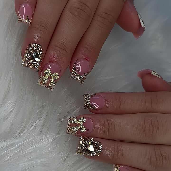 Glamorous Rhinestone-Embellished Press-On Nails Stornfield