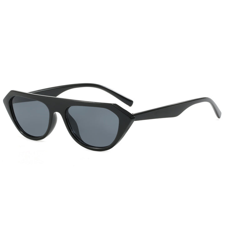Women's fashionable sunglasses in an eye-catching style mix Stornfield