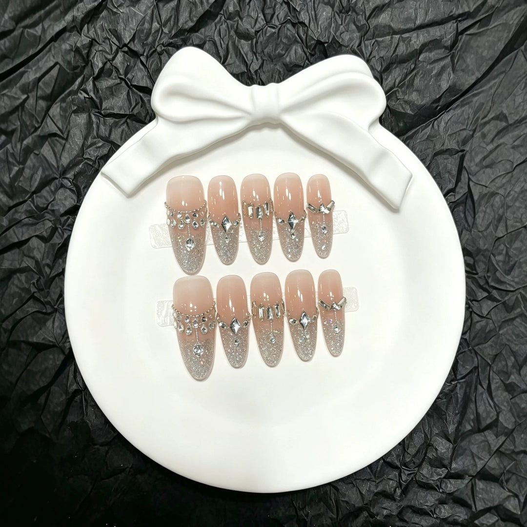 Sparkling Press-On Nail Art Set with Elegant Gemstone Accents