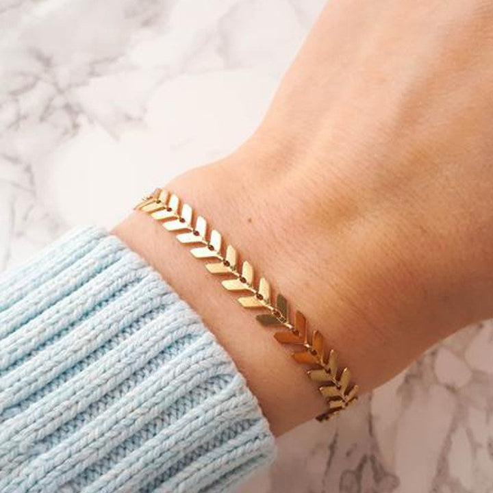 Elegant Gold Chain Necklace Stornfield