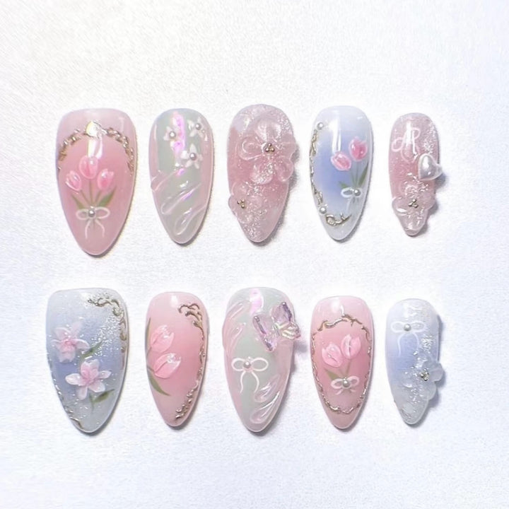 Artistic Floral Nail Art Press-On Set