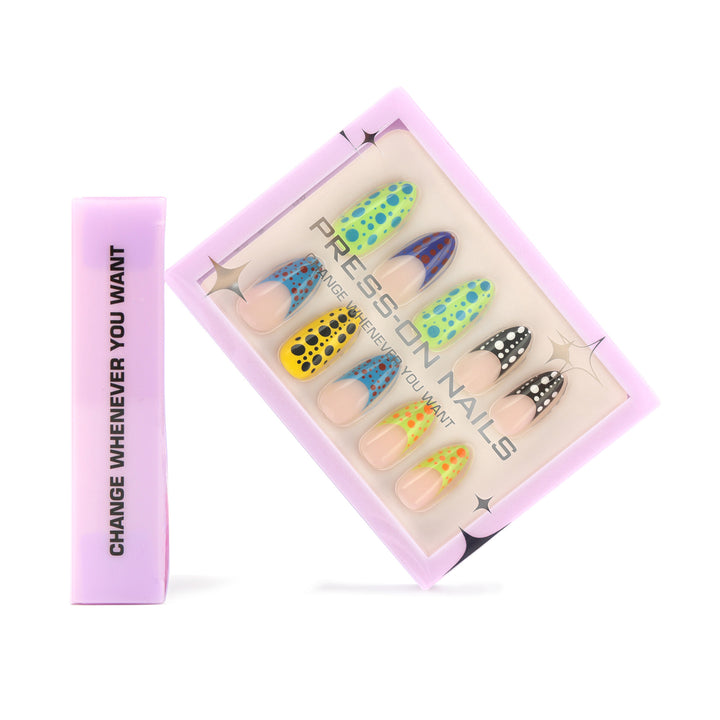 Artificial nail art with creative patterns Stornfield
