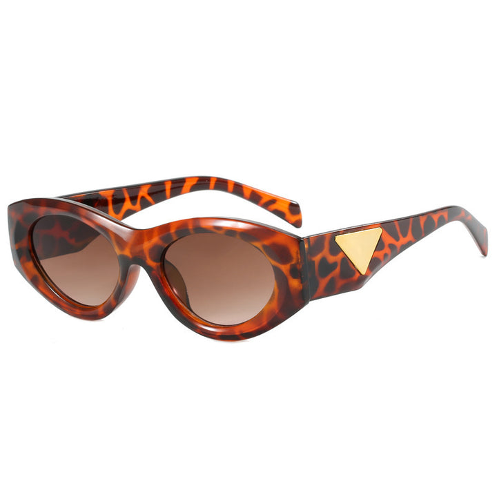 Women's sunglasses in modern retro style Stornfield