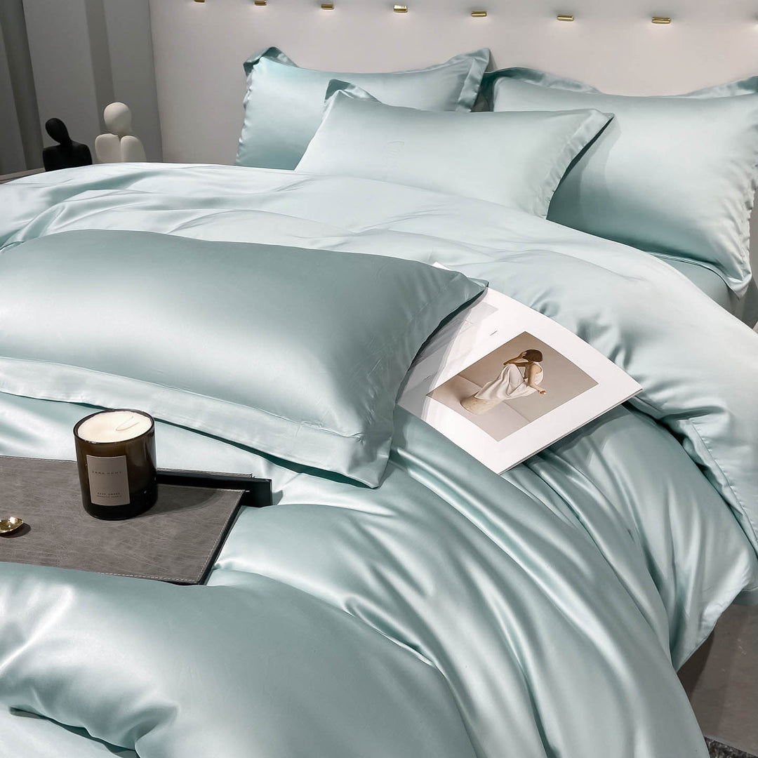 Luxurious Satin Bedding Set