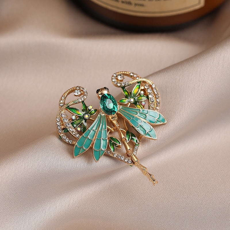 Exquisite Dragonfly Brooch with Sparkling Crystals Stornfield