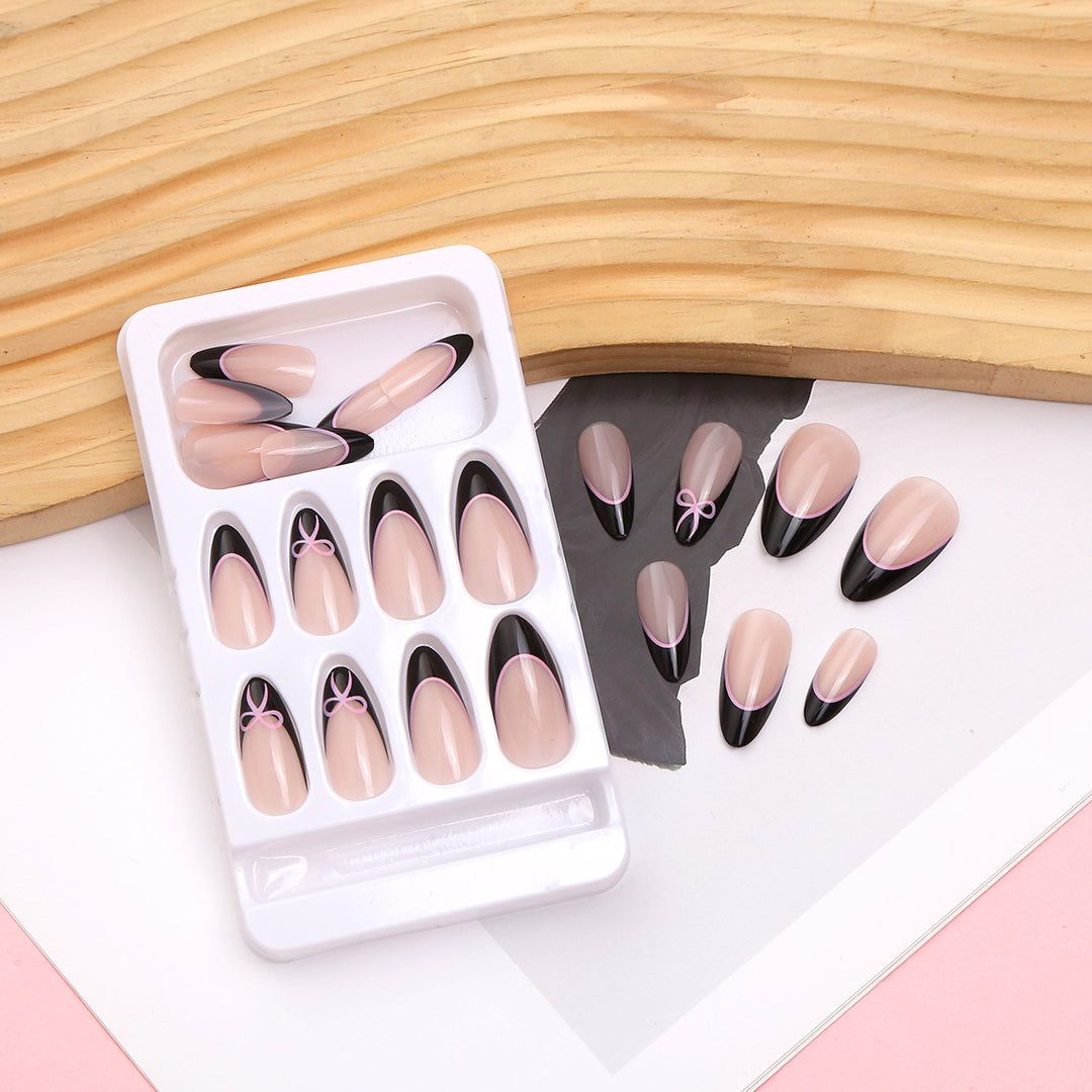 Luxury Nail Art Press-On Set Stornfield