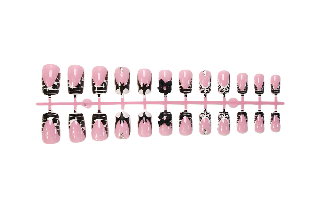 Halloween Fake Nail Set with Playful Spider Design Stornfield