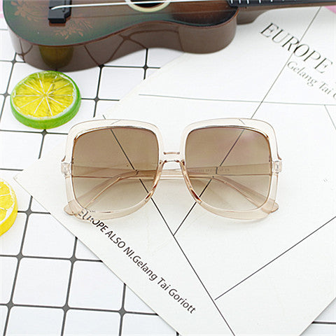 Women’s Geometric Sunglasses in Modern Design Stornfield