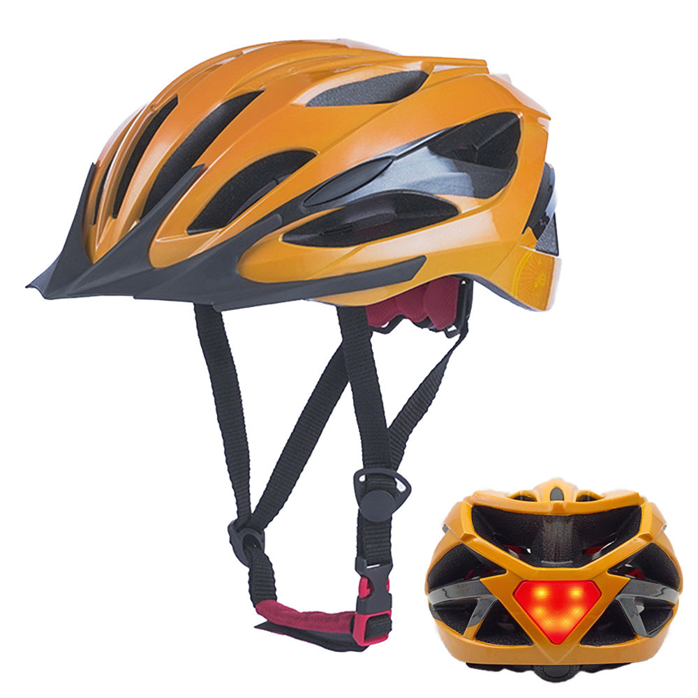 Bicycle helmet with LED rear light and optimal ventilation Stornfield