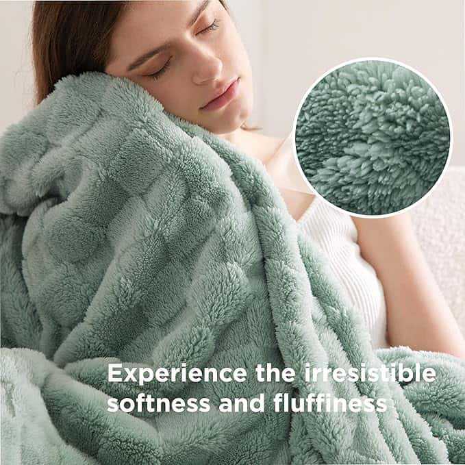 Luxurious Textured Fleece Throw Blanket Stornfield