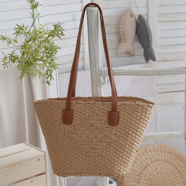 Elegant basket bag with high-quality leather handles Stornfield