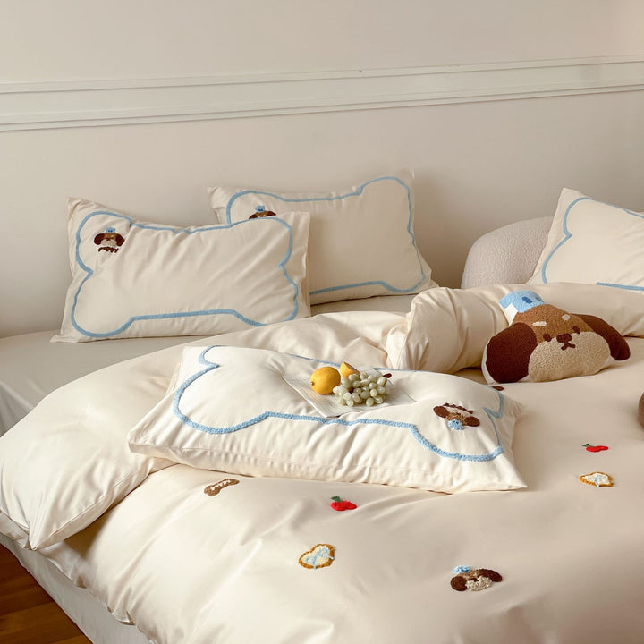 Embroidered Teddy Appliqué Cotton Duvet Bedding Set with Blue Piped Trim
