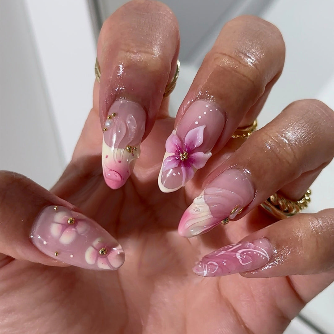 Exquisite Floral Press-On Nail Art Stornfield