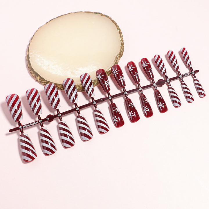 Festive Nail Design Set Stornfield