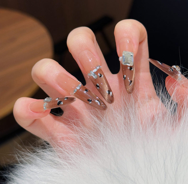 Artistic Press-On Nail Set Stornfield