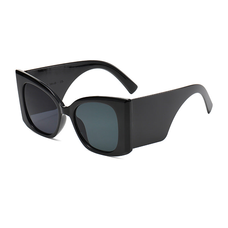 Women's fashionable oversized sunglasses with glamorous design Stornfield