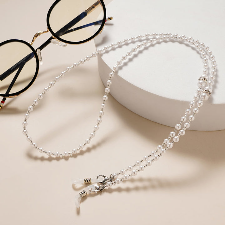 Elegant Pearl Beaded Eyewear Chain Stornfield