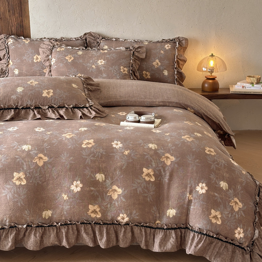 Ruffled Floral Pattern Bedding Set