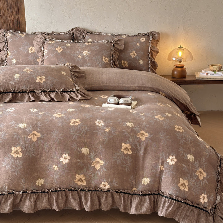 Ruffled Floral Pattern Bedding Set