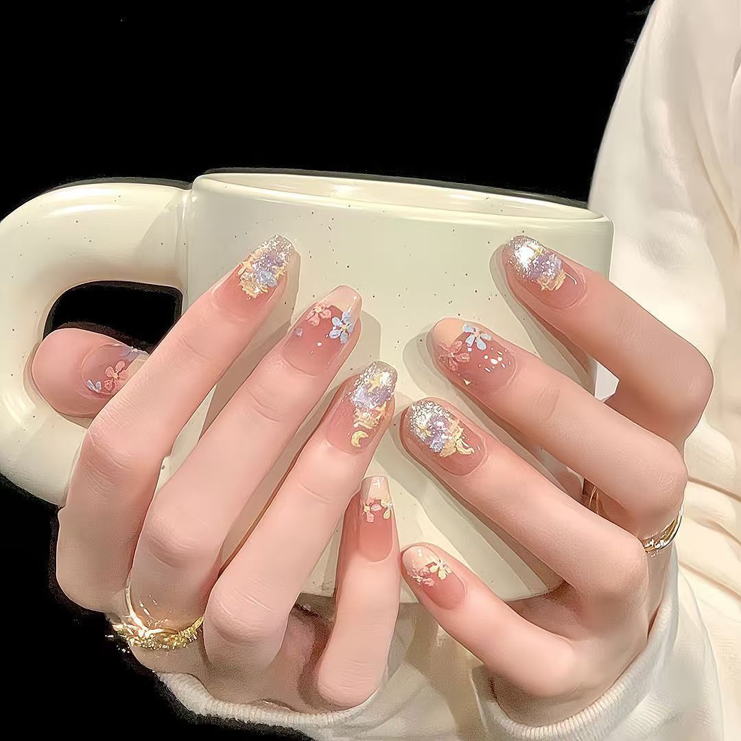 Floral-Themed Press-On Nail Design Stornfield