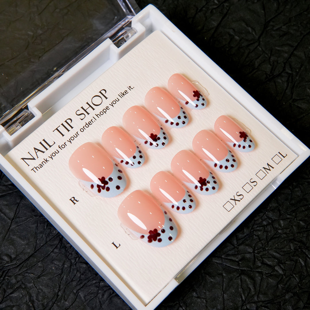 Decorative Press-On Nail Tips with Floral Designs