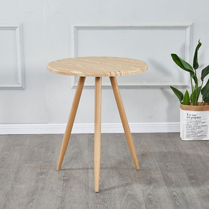 Polster chair with modern curves and comfortable seating surface Stornfield