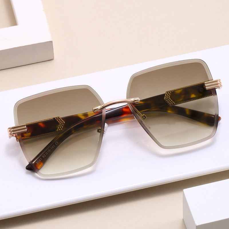 Ladies luxury sunglasses with unique frame and elegant accents Stornfield