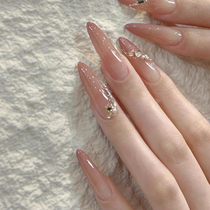 Artificial nails with elegant ombre look Stornfield