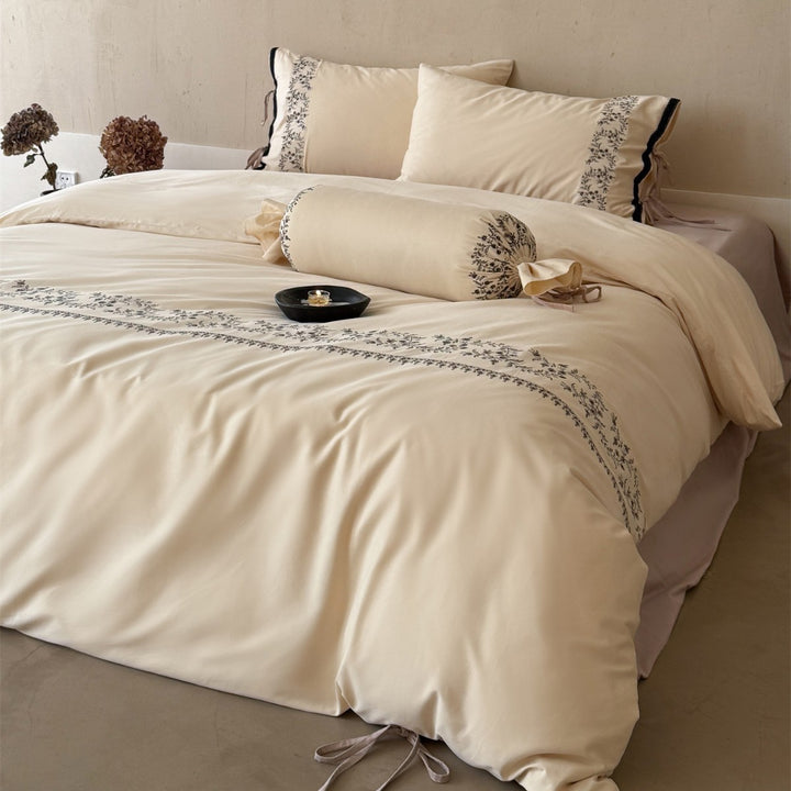 Embroidered Cotton Duvet Cover Set with Decorative Bolster and Tie-closure Pillowcases