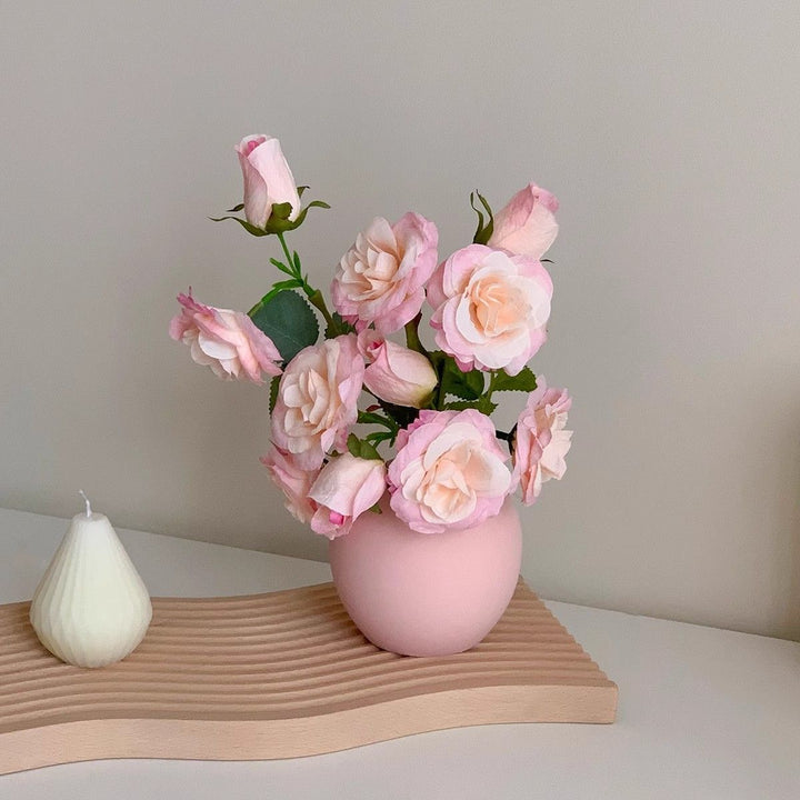 Elegant Floral Display Arrangement for Home Decoration